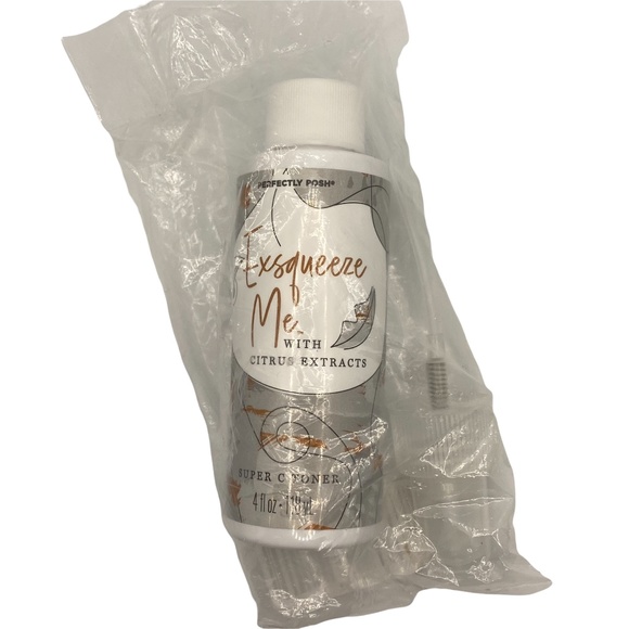 Perfectly Posh Other - Perfectly Posh Exsqueeze Me Super C Facial Toner Spray (retired) - New/Sealed